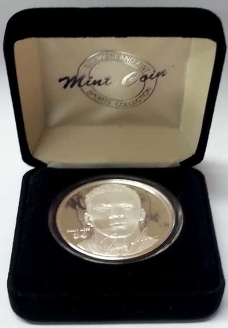 Randy Moss 1 oz Highland Mint .999 Fine Silver Limited Edition Commemorative Medallion w/ COA