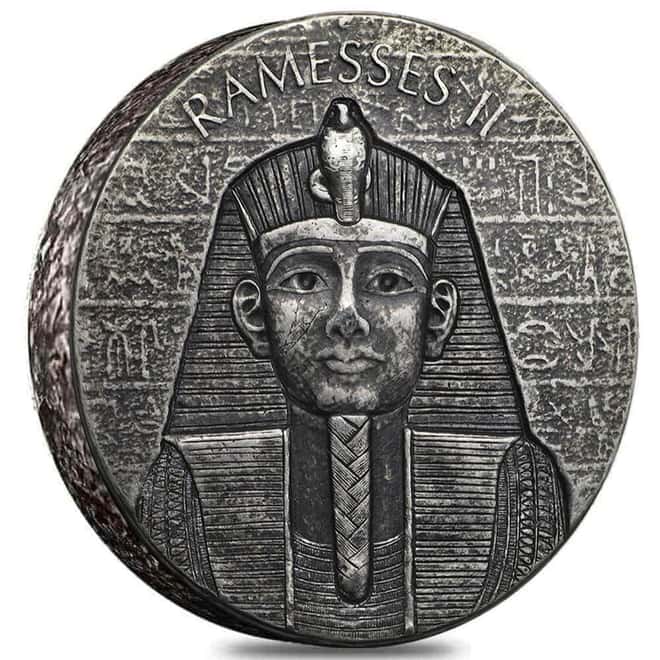 2017 2 oz Chad Egyptian Relic Series Antiqued Ramesses II Silver Coin (w/Box)