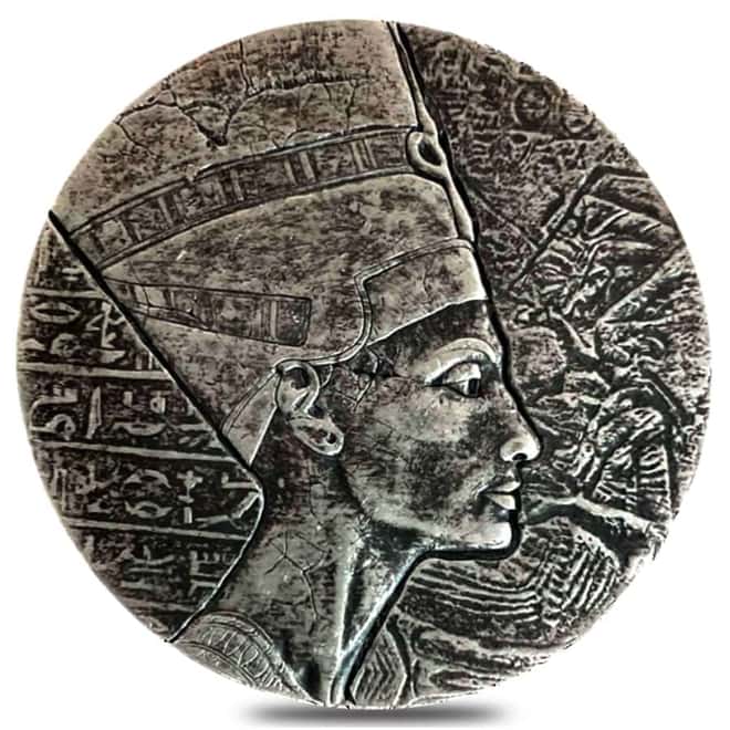 2017 5 oz Republic of Chad 3000 Francs Silver Nefertiti Coin - Egyptian Relic Series