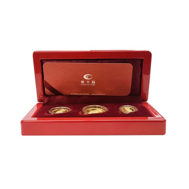 18 gram Chow Tai Fook Year of the Pig Gold 3-Medal Set .9999 Fine (w/Box and COA)
