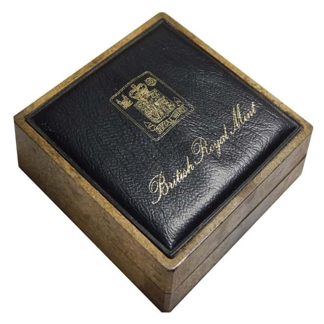 1985 Great Britain Queen Elizabeth II 5 Pound Gold Coin w/Box